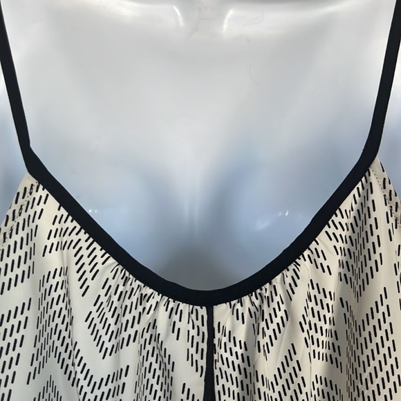 Charming Charlie Medium Cream/Black Spaghetti Strap Sheer Blouse - Picture 4 of 12
